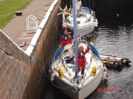 Jonna i Caledonian Canal, 30.7.05